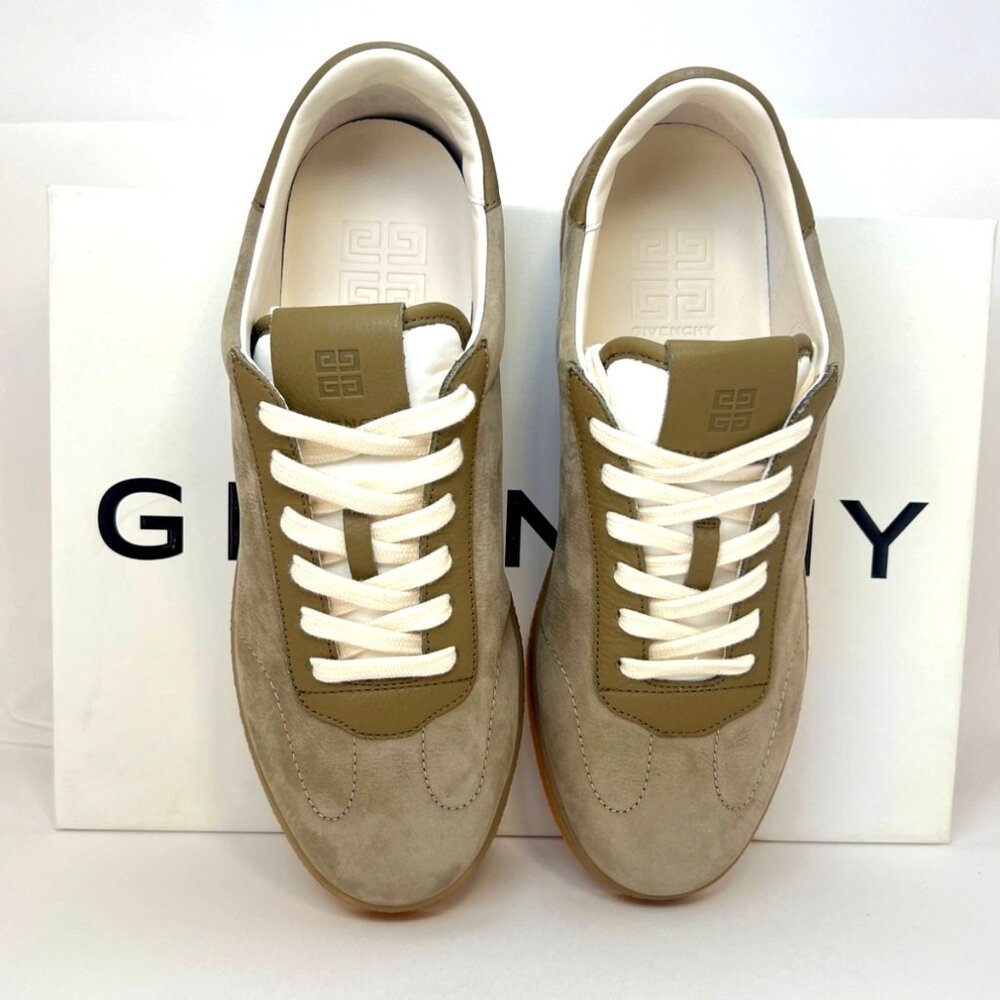 Givenchy Town Low Grained Leather Sneakers Men Low Top Shoes Khaki Size 40 US7